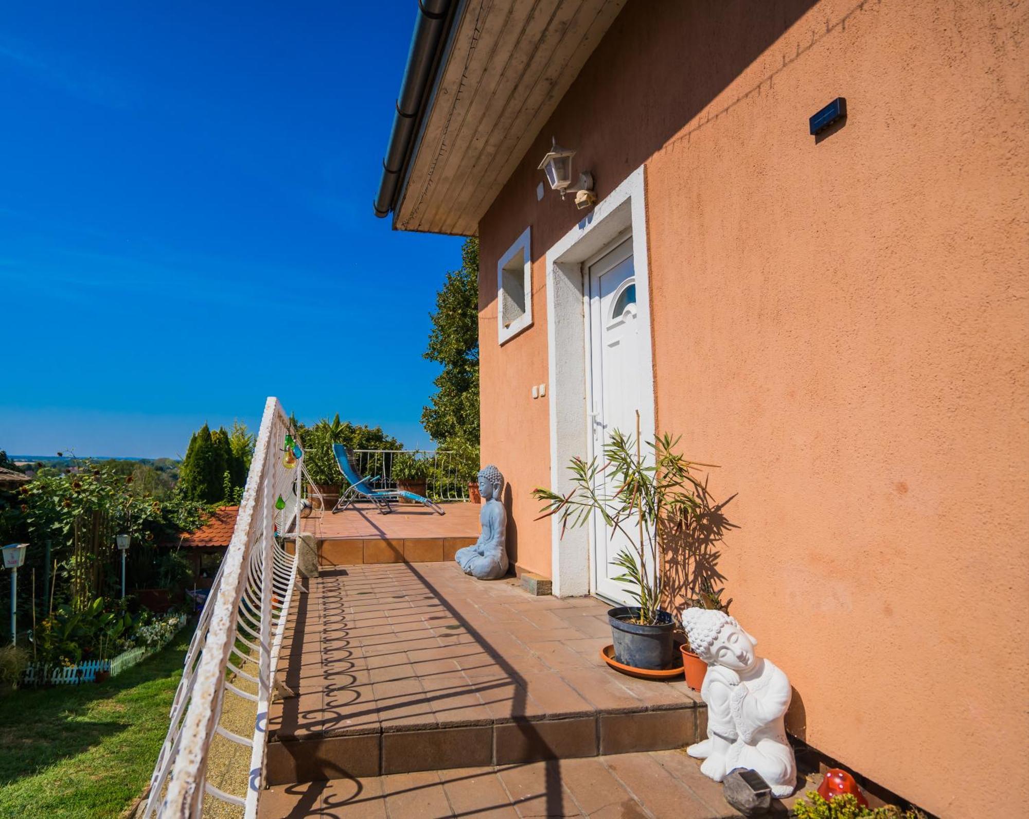 Katica Vendeghaz Apartment Siófok Exterior foto